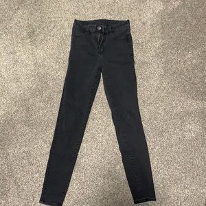 Black American eagle curvy skinny jeans